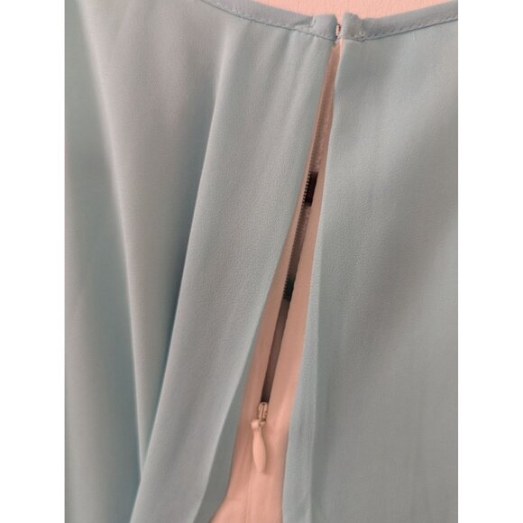 Alice Collection Sleeveless Light Blue & White Layered Blouse With Back Zipper - - Picture 4 of 7
